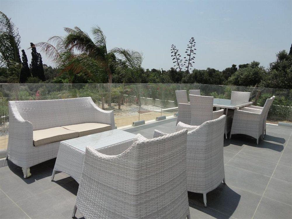 High View Gardens Aparthotel Mazotos Exterior photo